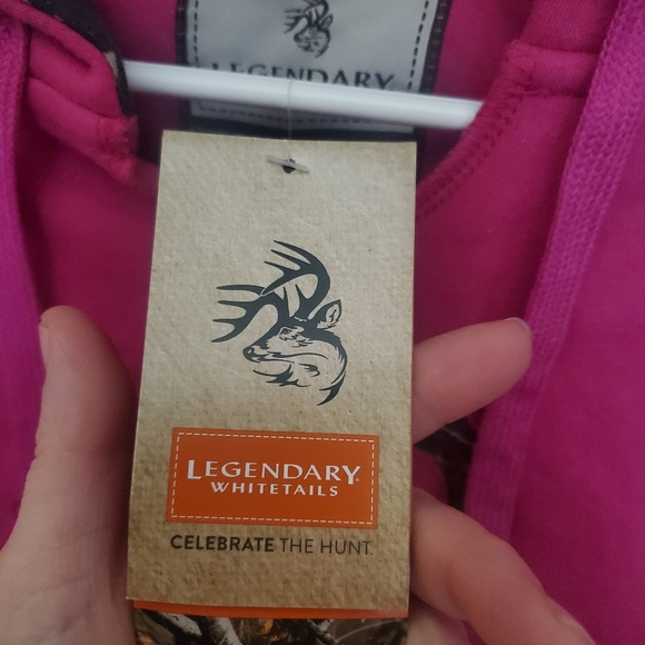 NWT Legendary Whitetails Women's Outfitter Hoodie Size Medium - Picture 5 of 8